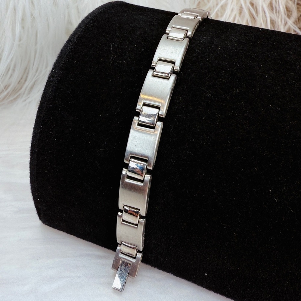 Vintage Silvertone stainless steel unisex chain-link bracelet